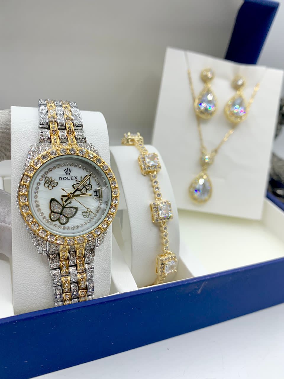 Beautiful Jewelry collection for sale